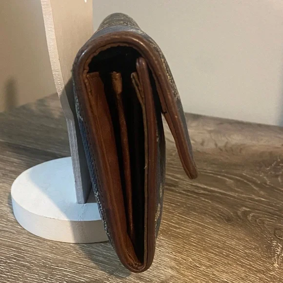 Celine Vintage Macadam Blue Denim Brown Leather Trim Wallet 7.25x4 EUC - Picture 4 of 15